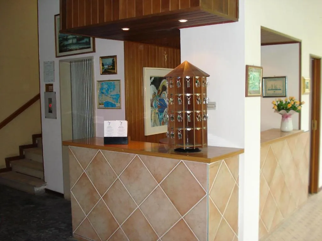 Hotel Sporting Cattolica 3*,  Italia